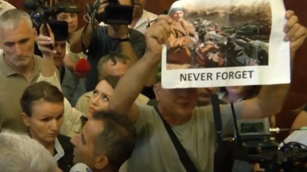 Diaspora në Kuvend: Moskonstituimi përçan edhe mërgimtarët (VIDEO)