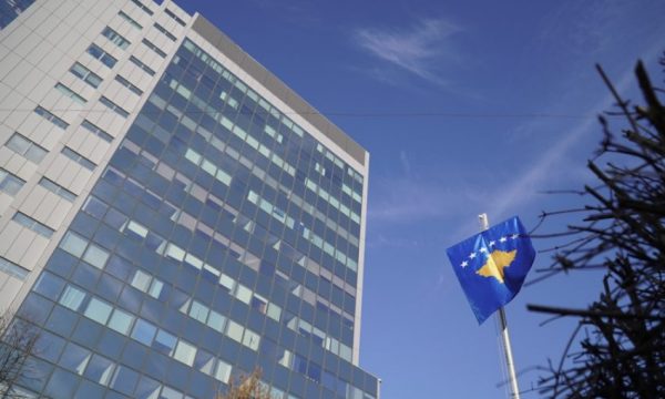 Ministra e deputetë njëkohësisht, GLPS shpreh shqetësim për heshjten e Qeverisë në detyrë