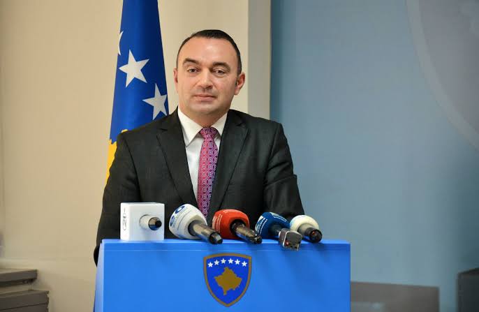 “Kosova e mbytur nga importi”, Rafuna: Institucionet po prishin imazhin e prodhimeve të qumështit