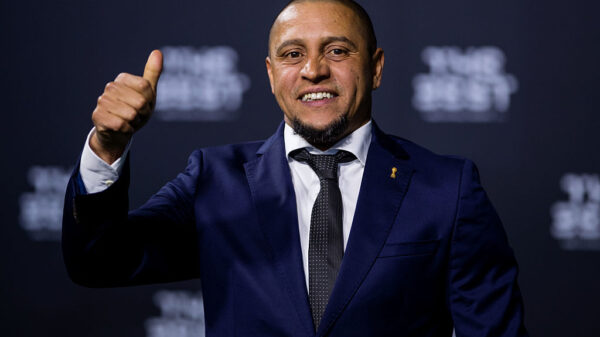 Mediat turke: Legjenda Roberto Carlos është konvertuar në mysliman
