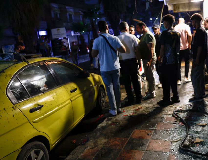 Bomba e vendosur në minibus vret dy persona pranë Damaskut
