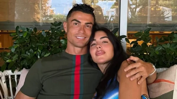Pas komenteve për trupin, Georgina zbulon çfarë i tha Cristiano Ronaldo