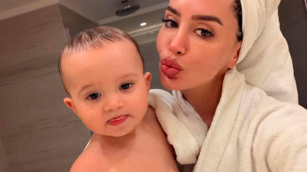 Dafina Zeqiri e mëson “mbrapsht” Daskanin, por ai duket kaq i ëmbël…
