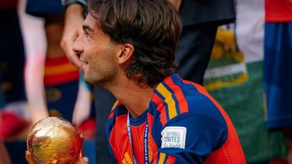 PSG përshpejton negociatat me Barcelonën për Ferran Torres