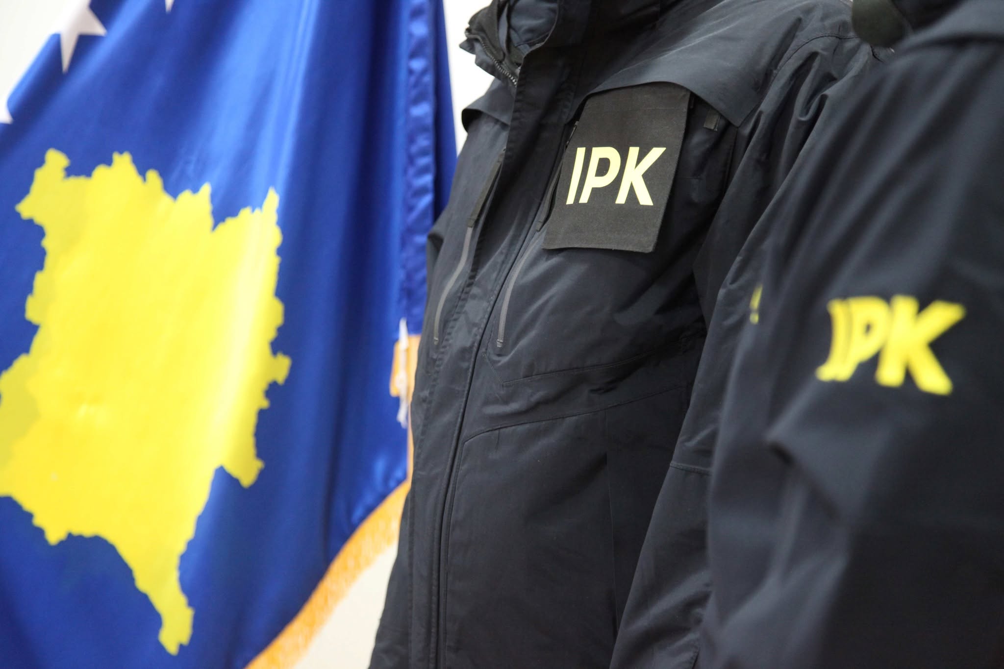 IPK rekomandon suspendimin e dy policëve të Veriut për “keqtrajtim” ndaj një serbi