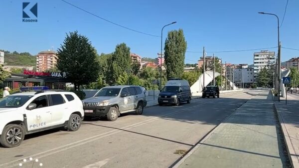Vuçiqi shpërthen ndaj Komandantit të KFOR-it pasi Urën e Ibrit tani do ta ruajë Policia e Kosovës
