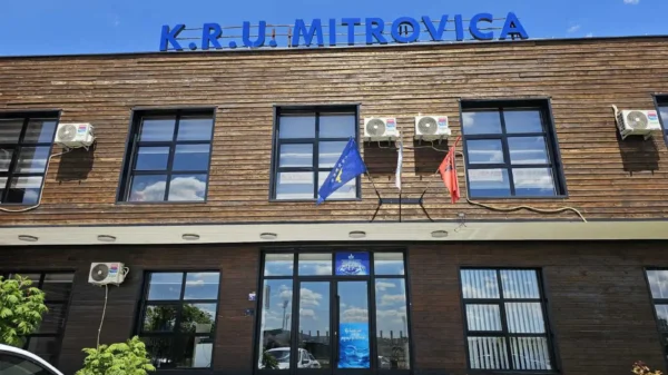 Kanosi punëtorët e KRU “Mitrovica”, kërkohet paraburgim ndaj një personi