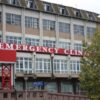 Spitali i Gjakovës: 10 të lënduar në aksidentin në Mrasor, në mesin e tyre një shtatzënë