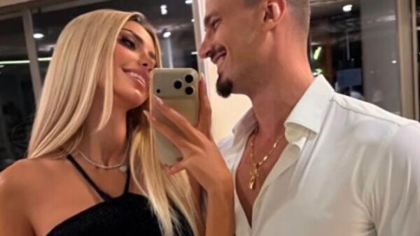 Mateo “shkrihet” para Brikenës, më romantik nuk e keni parë!