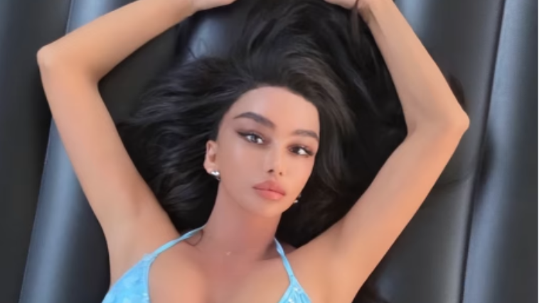 “Wow”! Vildane Zeneli çmend rrjetin me fotot e fundit në bikini