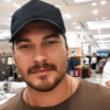 Transformohet aktori turk, fotografia e fundit befason fansat
