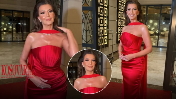 Atifete Jahjaga tërheq vëmendjen me paraqitjen elegante në një dasmë