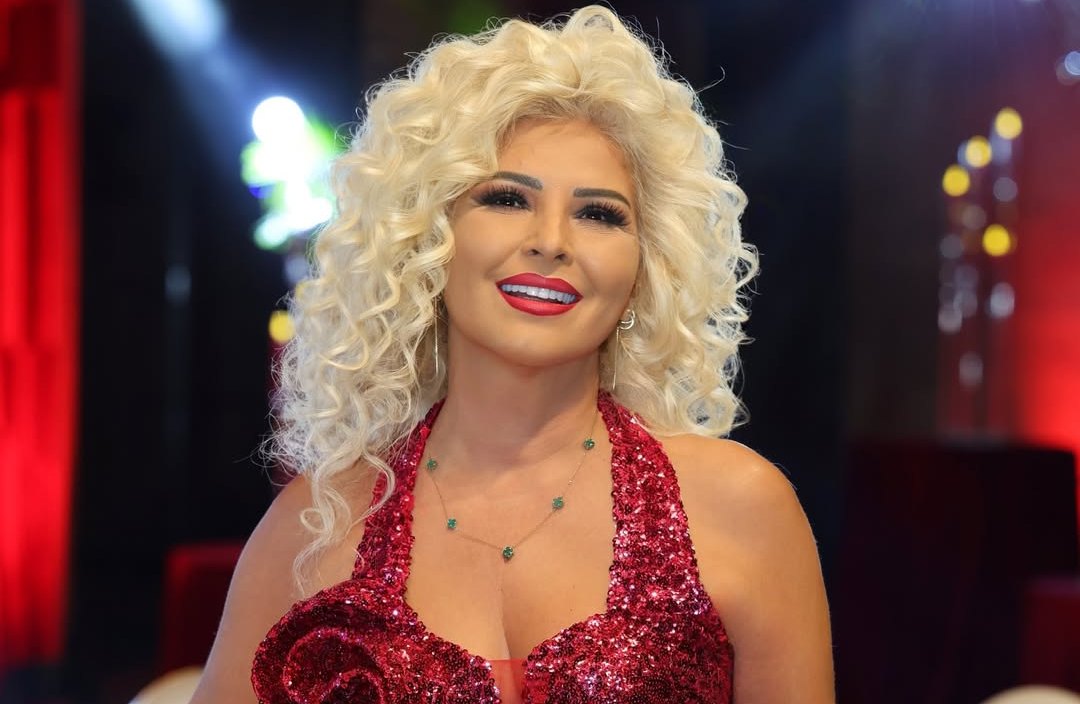 Ky fustan i Mihrije Brahes u nxori punë rrobaqepëseve në Kosovë