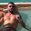Stresi shfaqet duke shijuar pushimet luksoze, me para e shisha në dorë